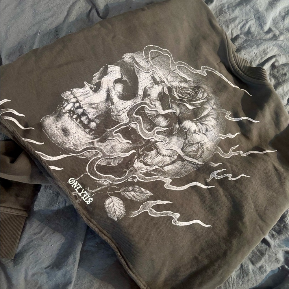 Darc Sport Gray Skull Graphic Sweater